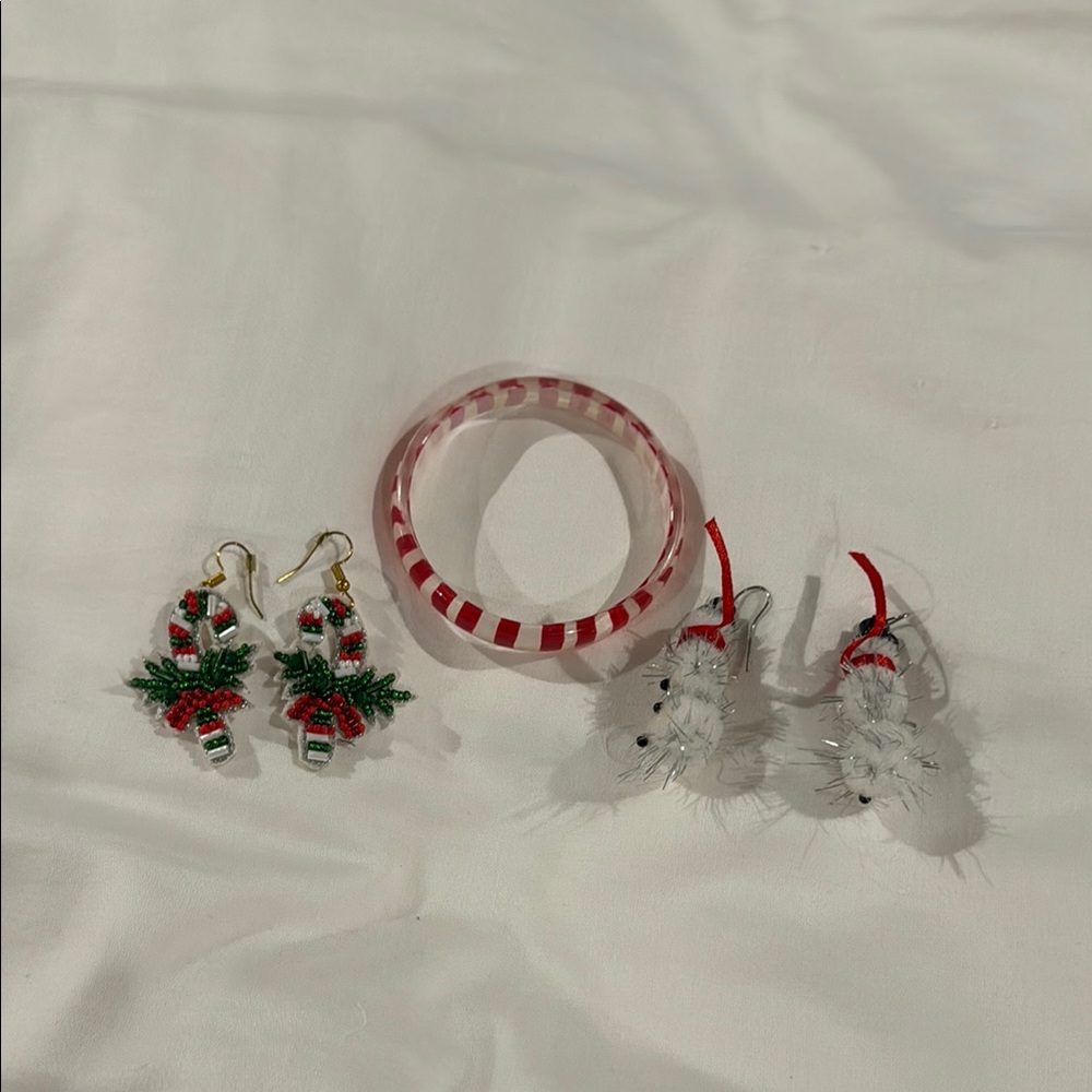 Festive Holiday Jewelry Set